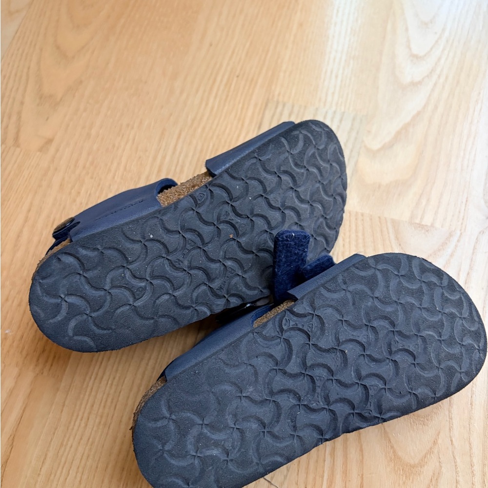 Kids Birkenstocks Sandals size 26/US9/9.5 Navy - Picture 4 of 6